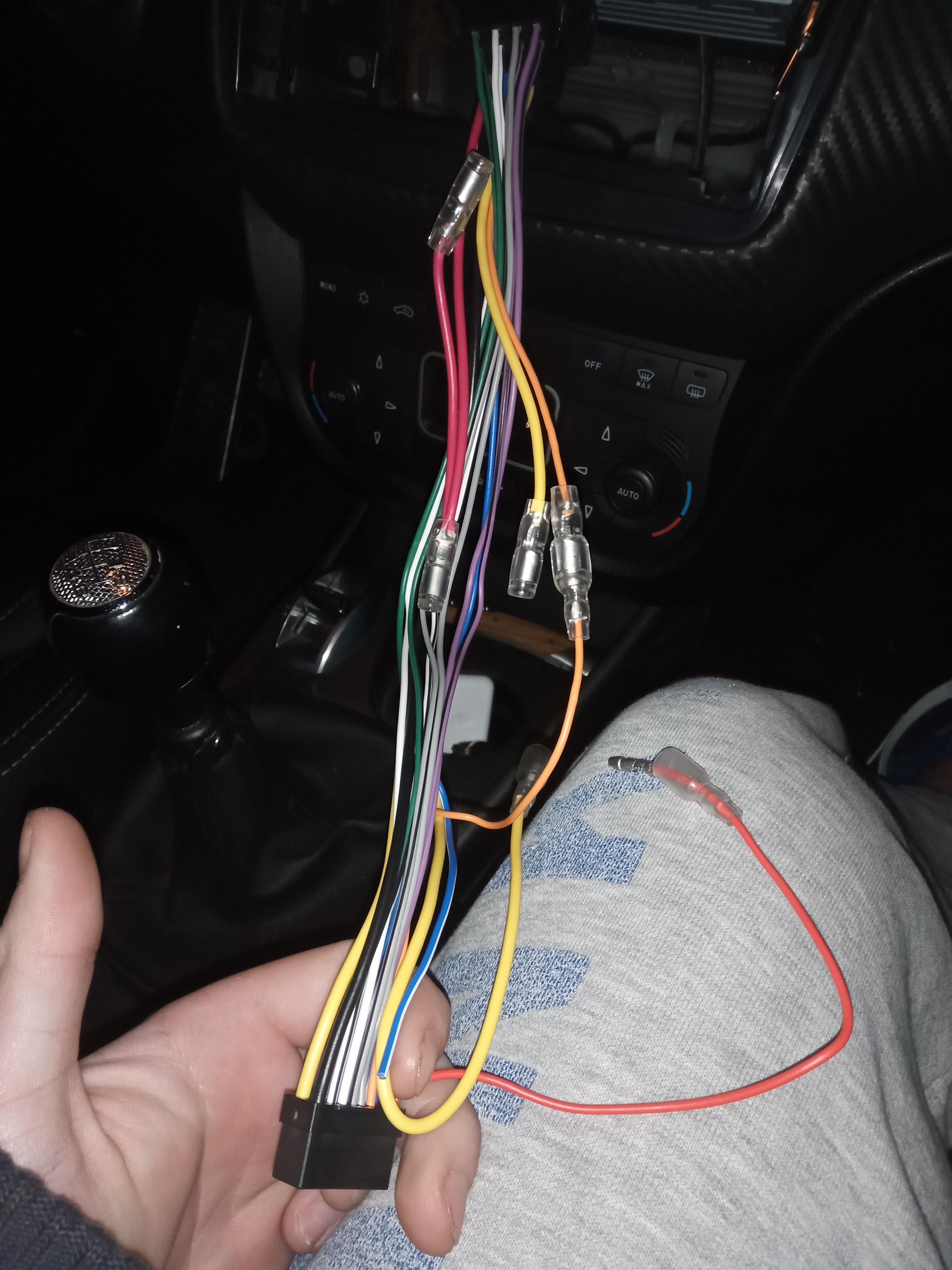 Comment installer un autoradio GPS dans ma Alfa Romeo Mito